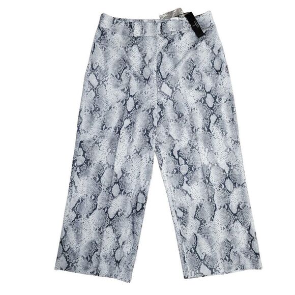 Tahari Snakeskin Print Cropped Wide Leg Pants Size 8 - Picture 2 of 10